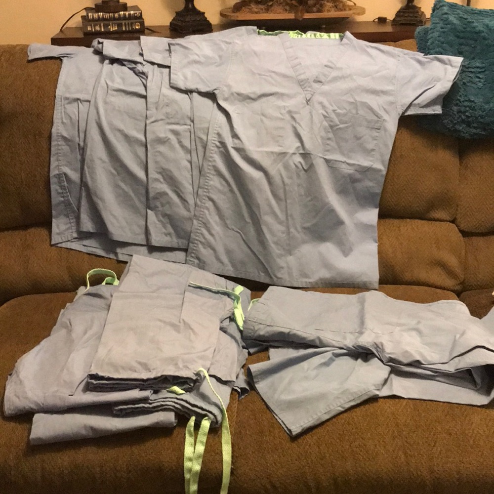 Ceil blue unisex scrubs.  Like new.